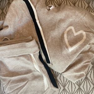 Karlie short set, size M, EUC